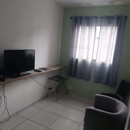 Viverdi Hotel Arujá Chambre photo